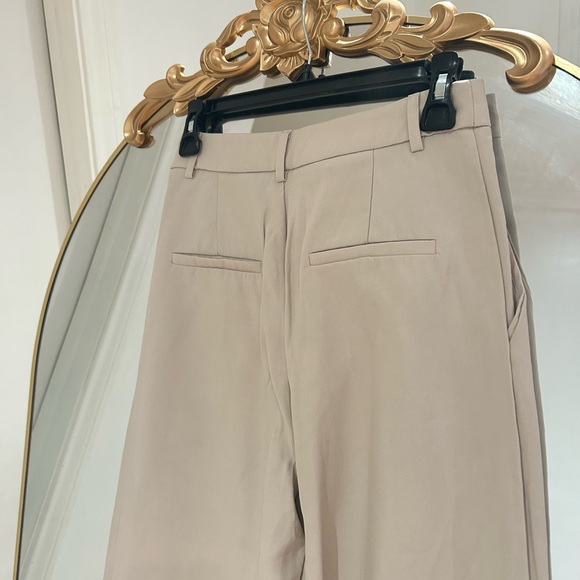 Lucy Paris trousers - Picture 2 of 3